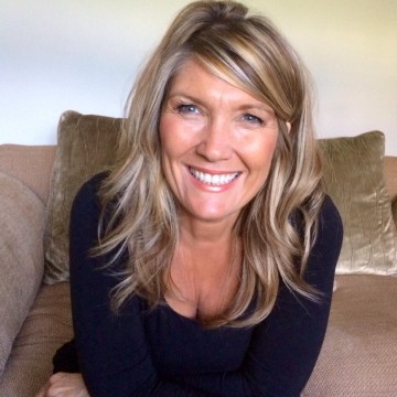 Caroline Ranwell - Hugs and Kisses