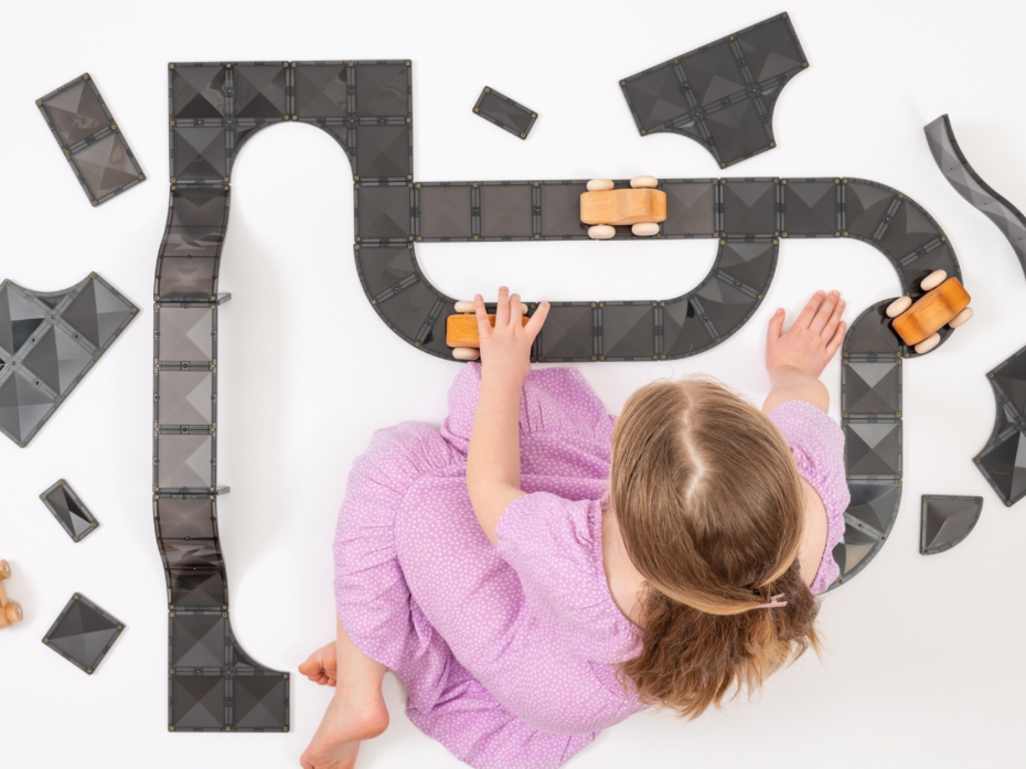 Tile shapes including quarter circles, T- and R- intersections, ramps and more provide foundations for imaginative play and learning