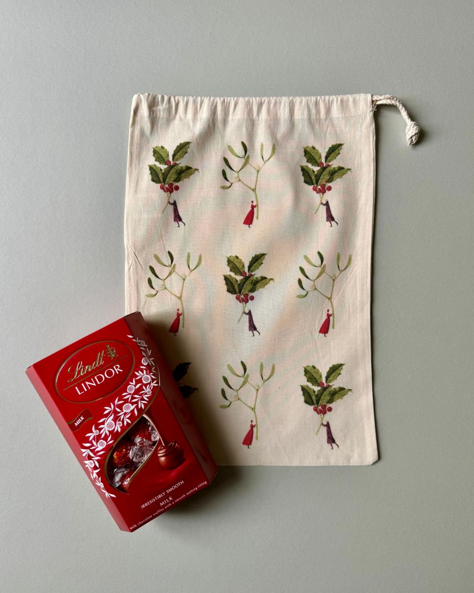 Drawstring Bags - Holly & MIstletoe medium