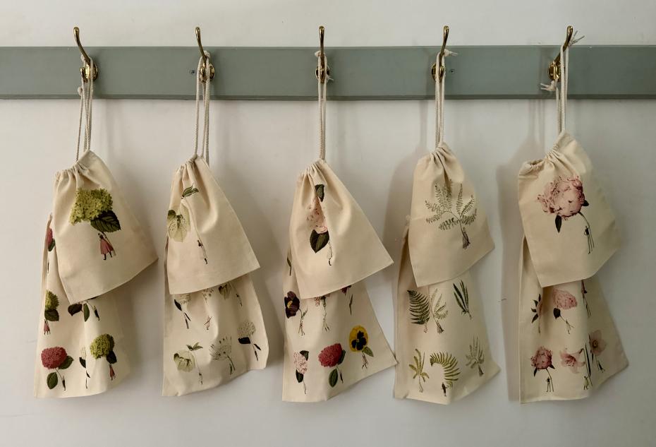 Drawstring Bags - (non Christmas) medium and small