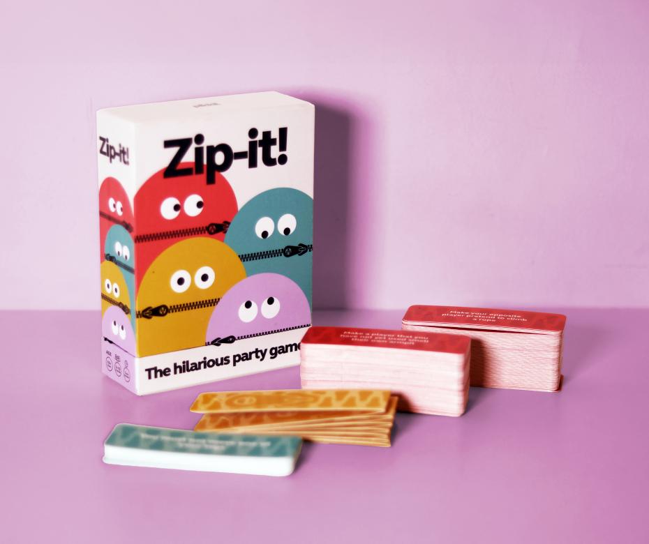 Zip-It the Party Game by Pikkii