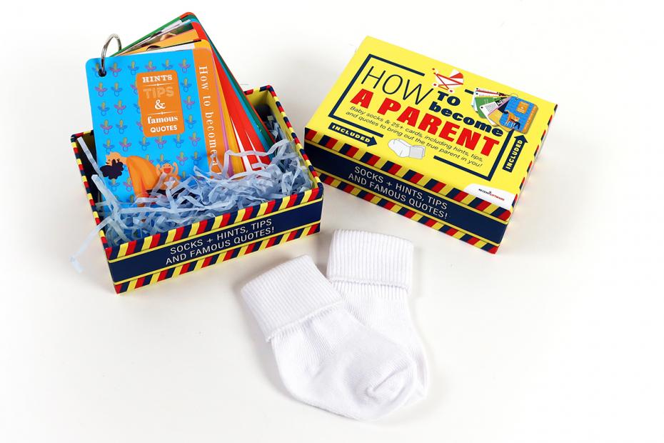 Powerpack Parent - deck of cards + baby socks