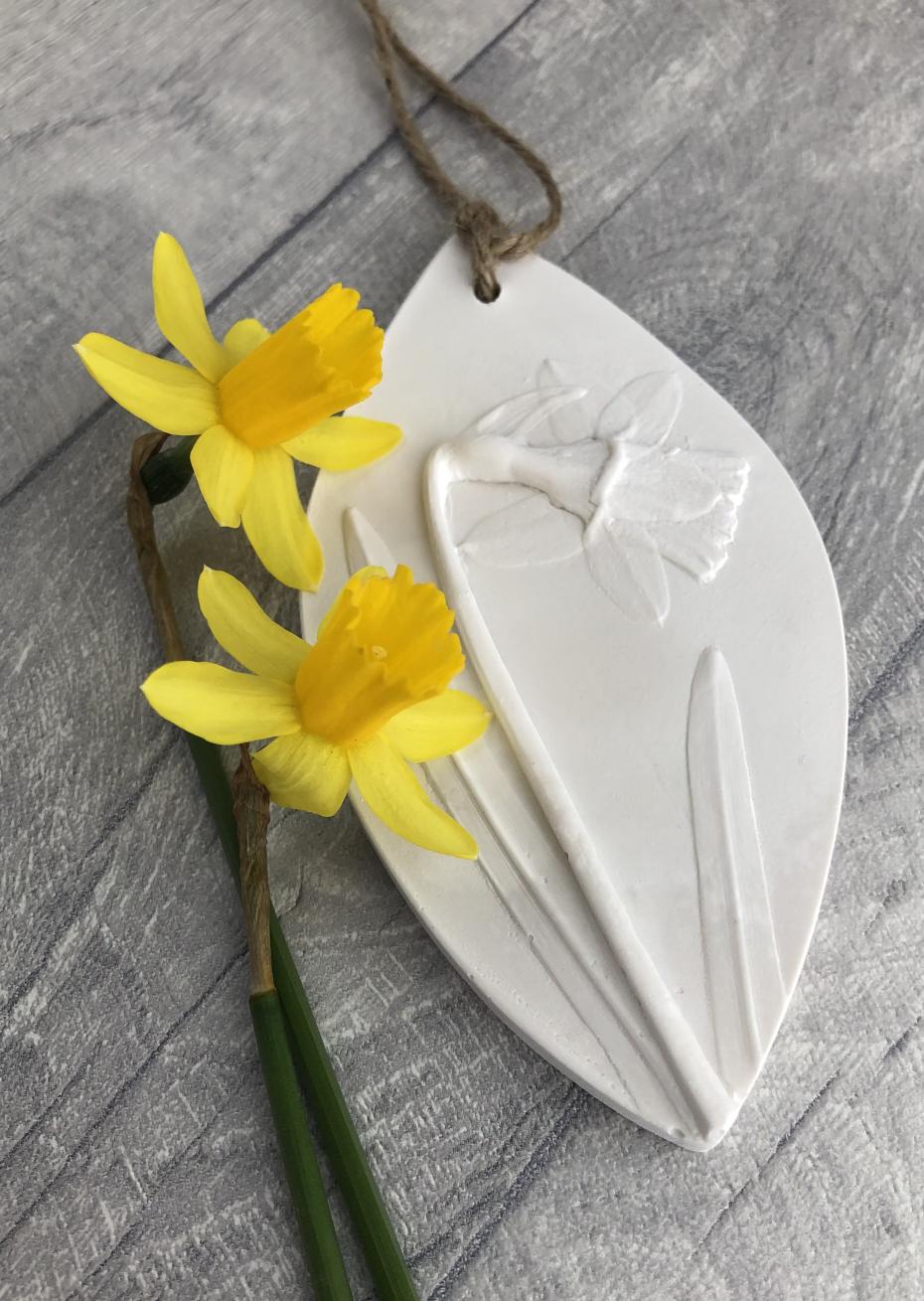 Daffodil Botanical Cast Fragrance Diffuser