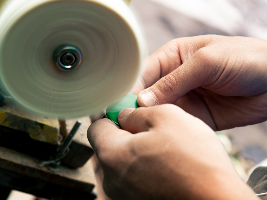 Polishing Tagua Nut