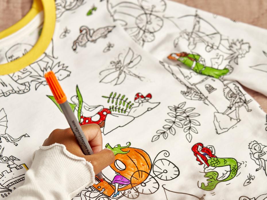 colour-in fairytales & legends pyjamas