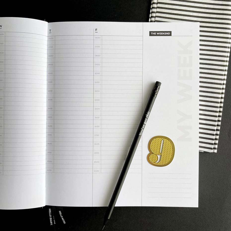 We have 2 diary layouts: Vertical was our new layout for 2023 with the days of the week running down the double page spread. Timed entires ideal for scheduling meetings, calls and appointments.