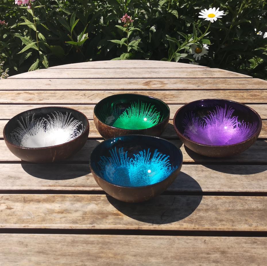 Range of Feather Coloured lacquer bowls