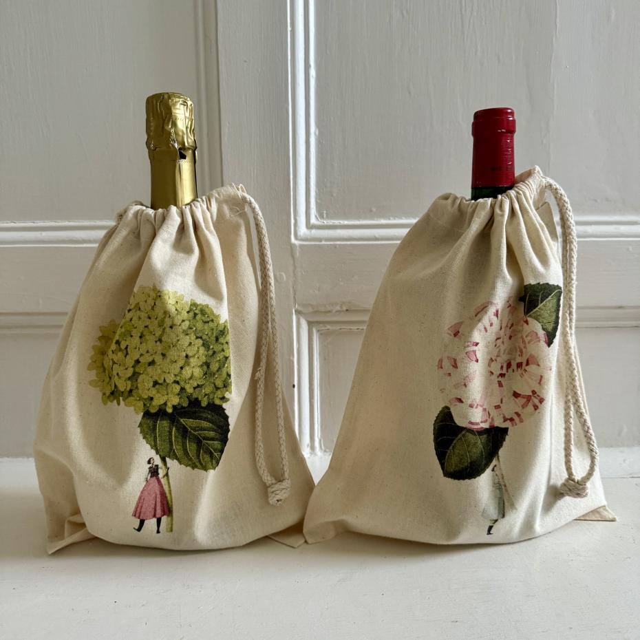 Drawstring Bags - with bottles - small