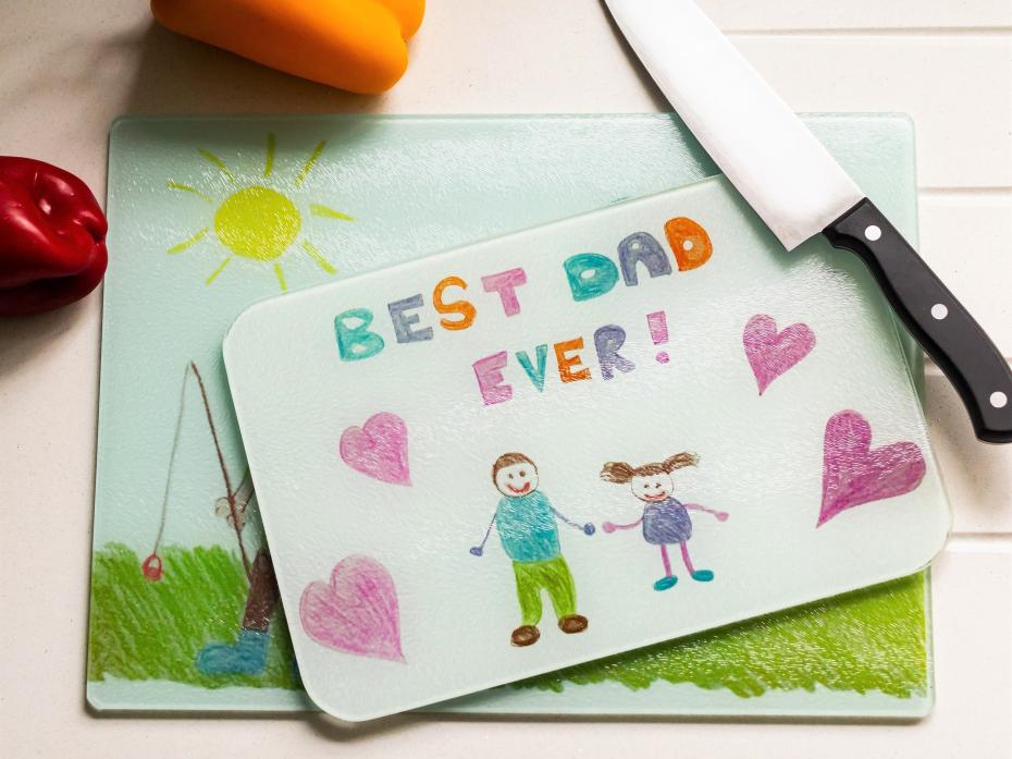 Dinky Artist glass chopping board with Daddy personalised drawing