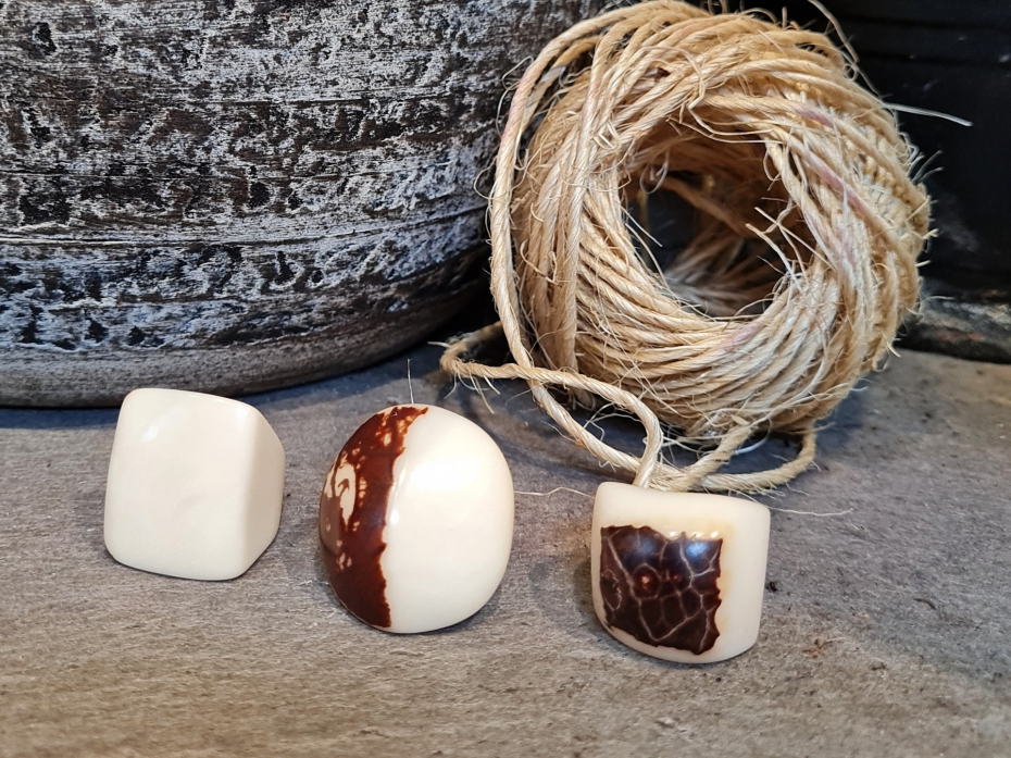 Tagua Rings - Natural Colour